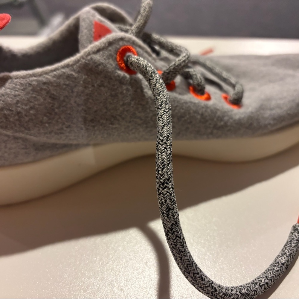 Allbirds Sneakers in Gray with Red - Picture 7 of 8